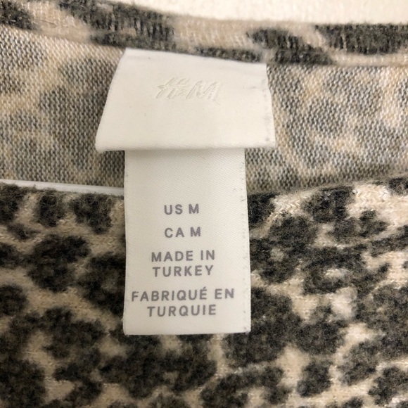 H&M Sweater - Picture 3 of 5